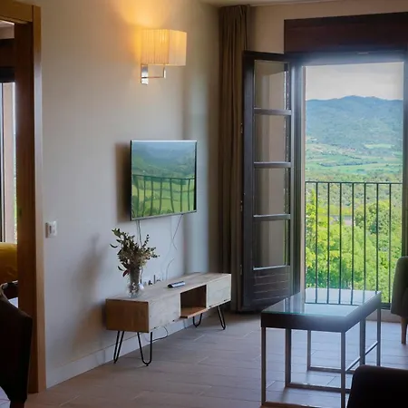Casa Albanil, Aptos En La Ribagorza, Arte, Ciclismo, Naturaleza Y Enoturismo, Entre Graus Y Torreciudad * La Puebla De Castro